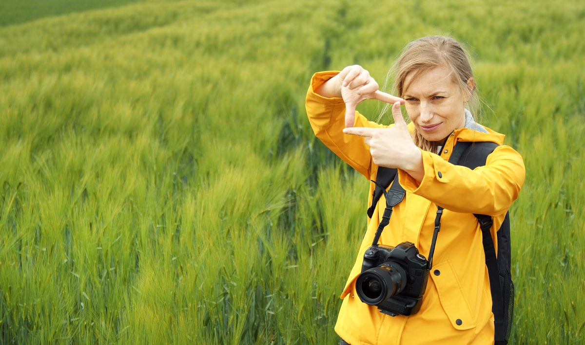 Stop Paying $2K for a 35mm Prime — Viltrox is Disrupting the Market