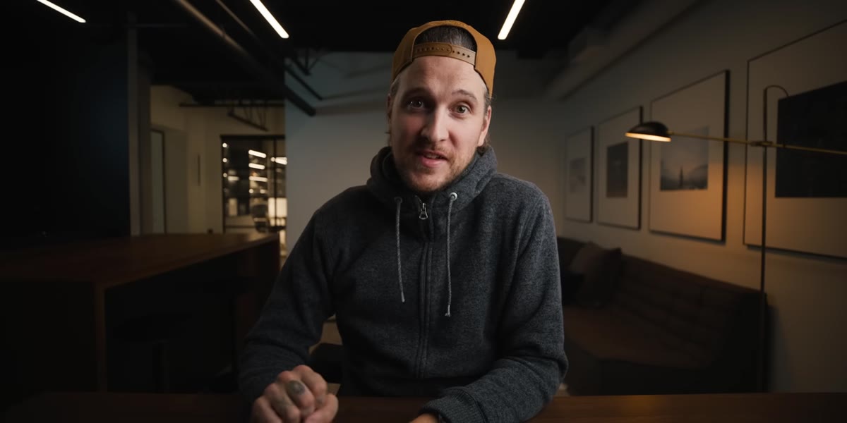 Peter explaining why the 50mm transcends skill levels and budgets