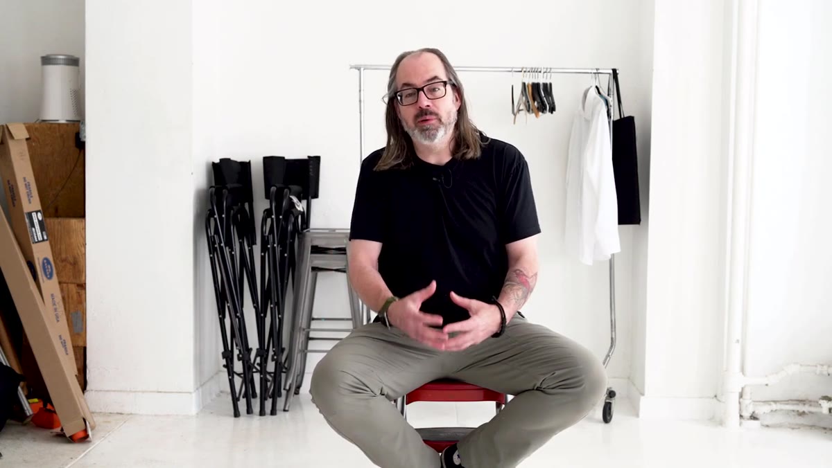 Daniel explaining the concept of project-specific kits
