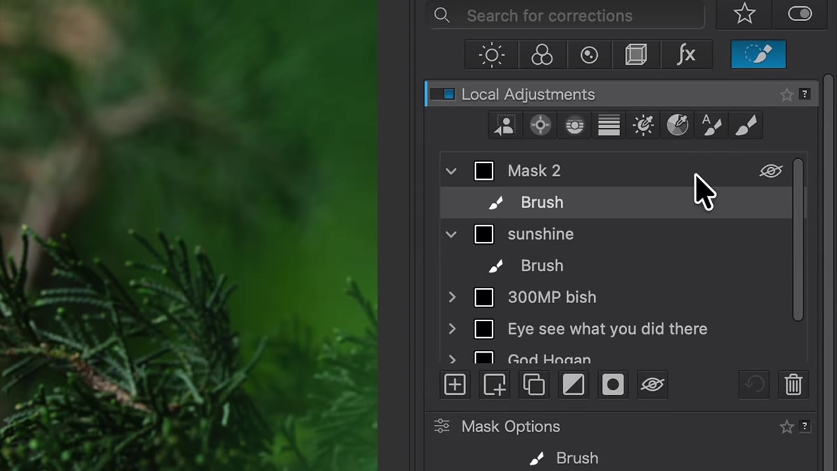 Large soft brush painting dark vignette around image edges