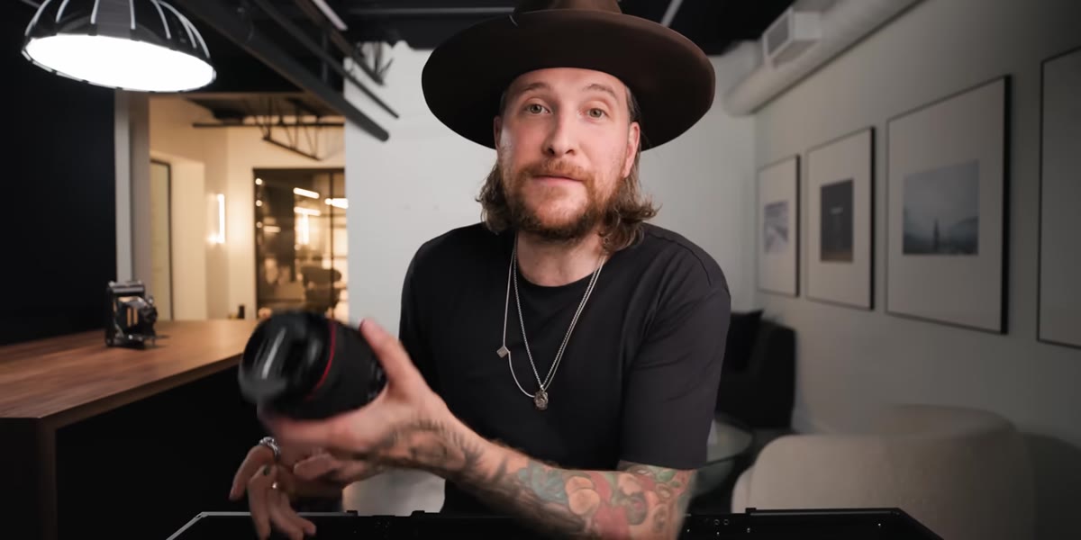 Peter comparing the 50mm size to larger lenses like the 85mm and 70-200mm